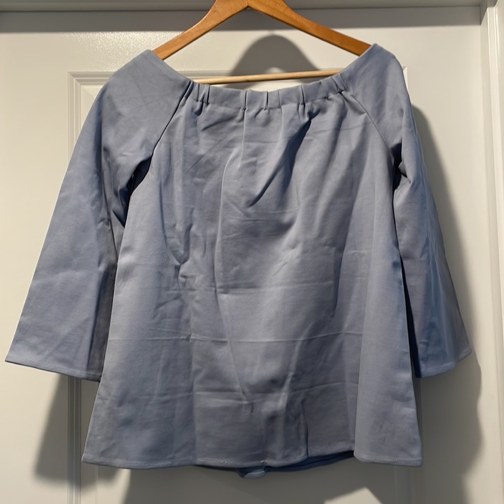 Tuckernuck Miranda Off-shoulder Top, French Blue M - Picture 10 of 12